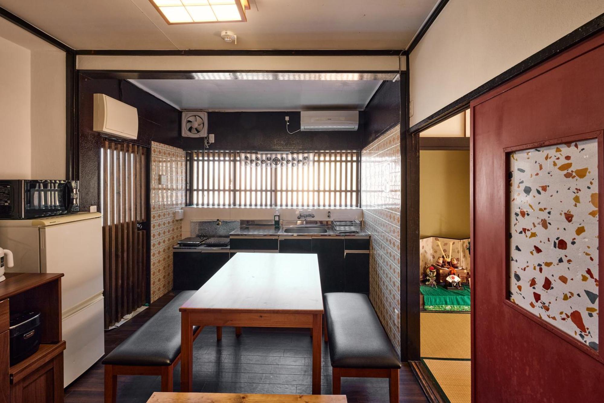 Villa Hakone Kabuto 古民家旅館 150平米 バス停迄一分 準天然温泉 最大12名 Экстерьер фото
